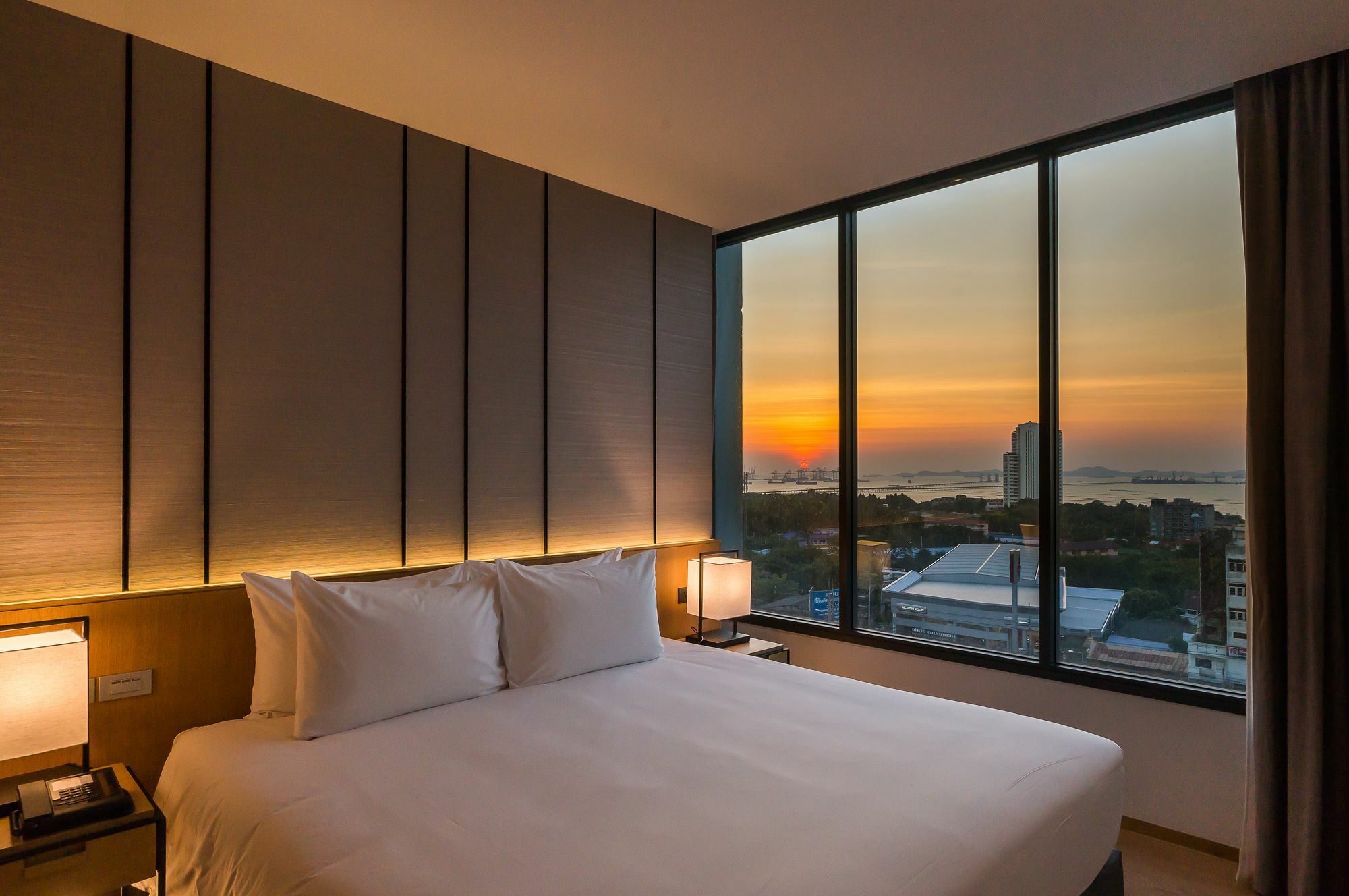 Arize Hotel Sri Racha Si Racha Exterior foto